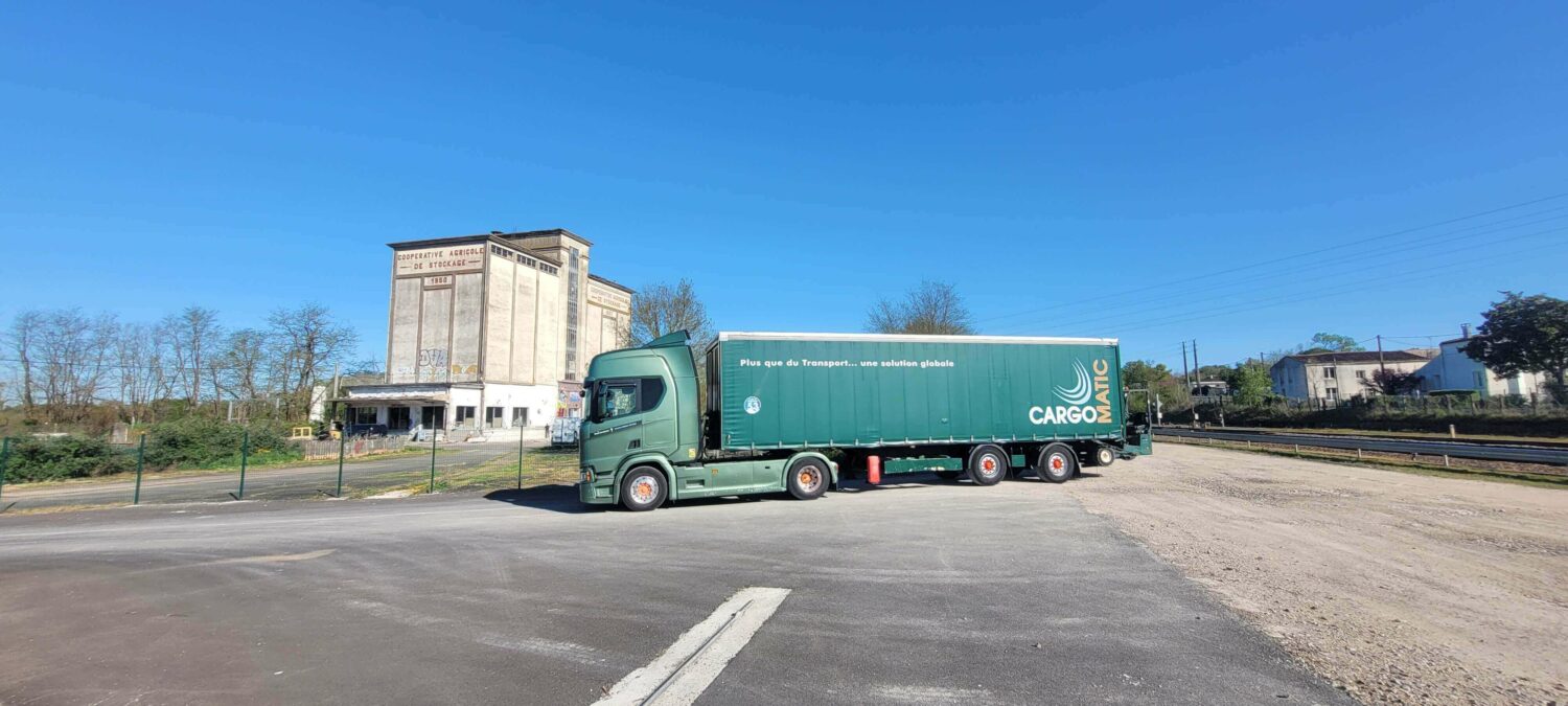 Livraison directe chantier avec chariot embarqué pour un projet de réhabilitation